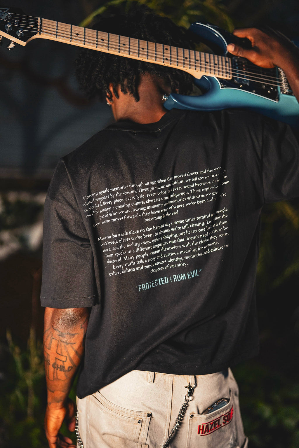GUITAR HERO TEE